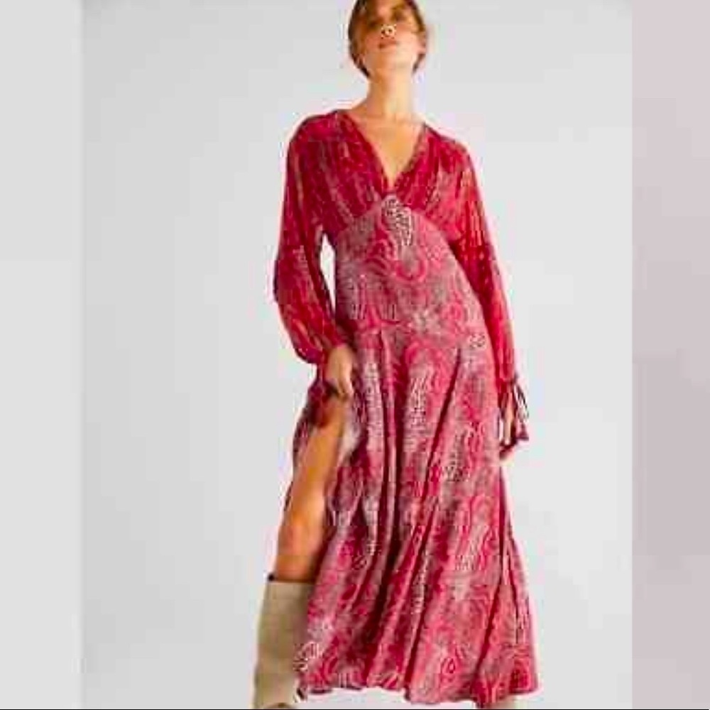 𝅺Free people red Paisley print Mirage Bohemian maxi dress
